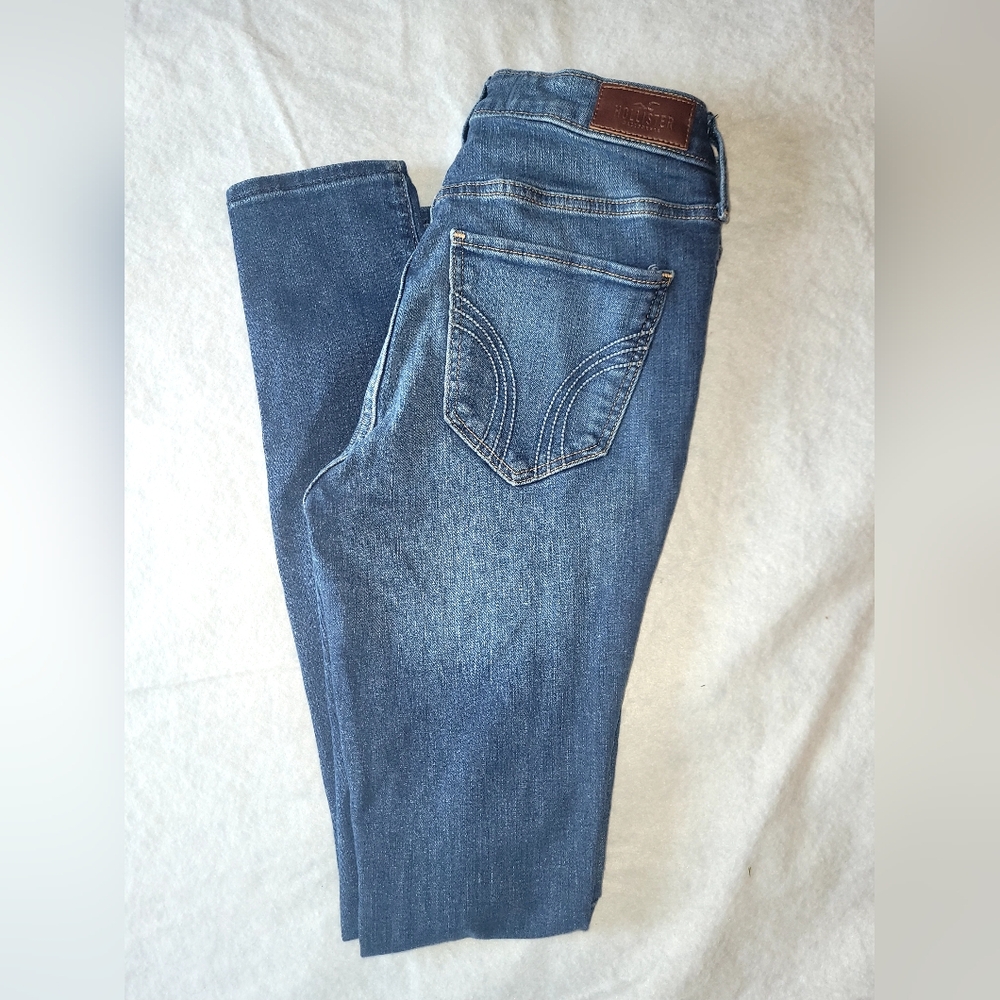 Women's high-rise super skinny Hollister jeans size 3 regular 26W/29L
